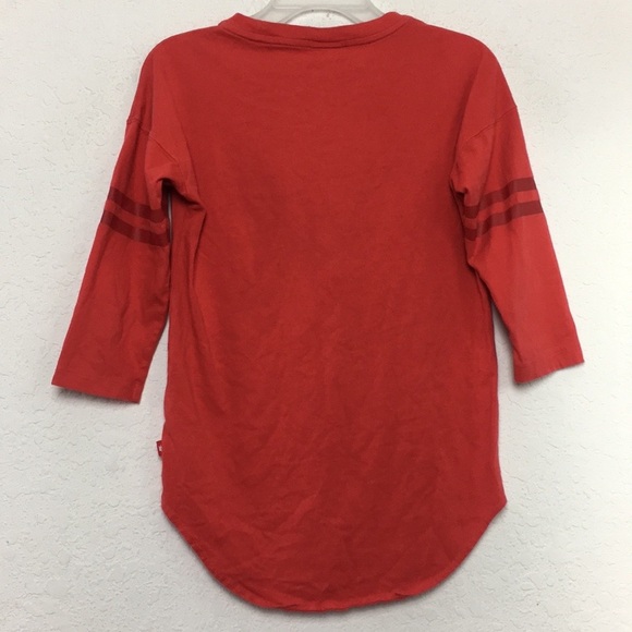 ✅Women Nike Shirt Size XS - Picture 2 of 4